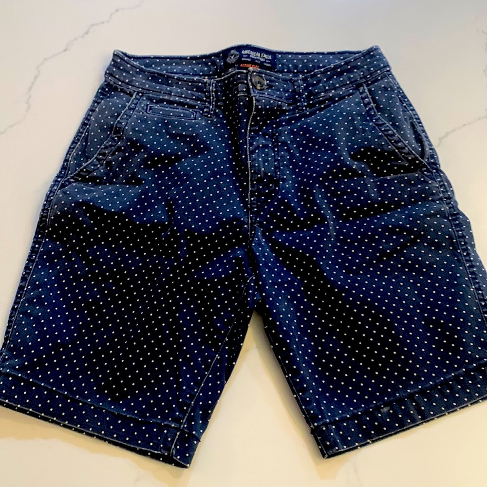 American eagle men’s flex shorts polka dot blue white